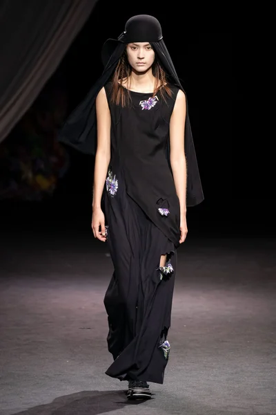 Look 22